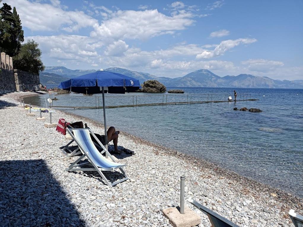 La Francesca Sud Un Villaggio"Glamping" Scario Εξωτερικό φωτογραφία